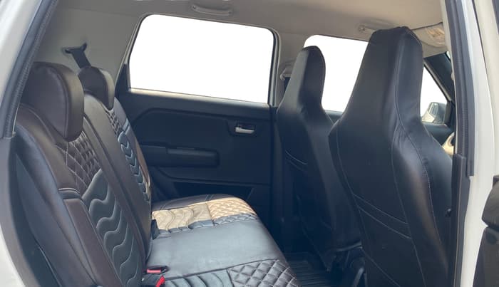 2024 Maruti New Wagon-R VXI 1.0, Petrol, Manual, 31,976 km, Right Side Rear Door Cabin