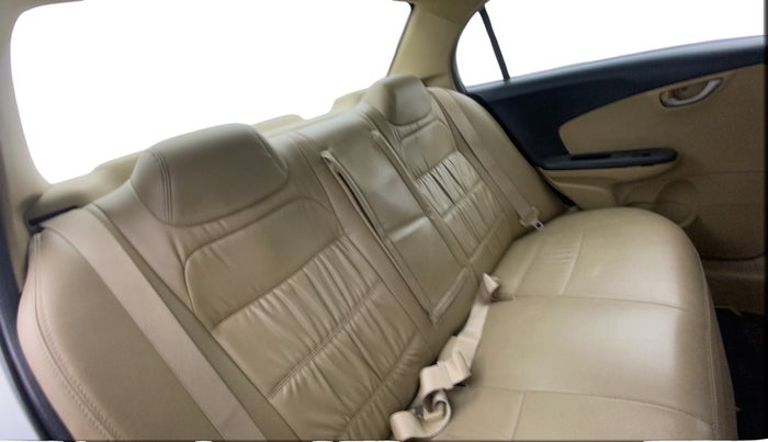 2015 Honda Amaze 1.2L I-VTEC VX, Petrol, Manual, 81,136 km, Right Side Rear Door Cabin