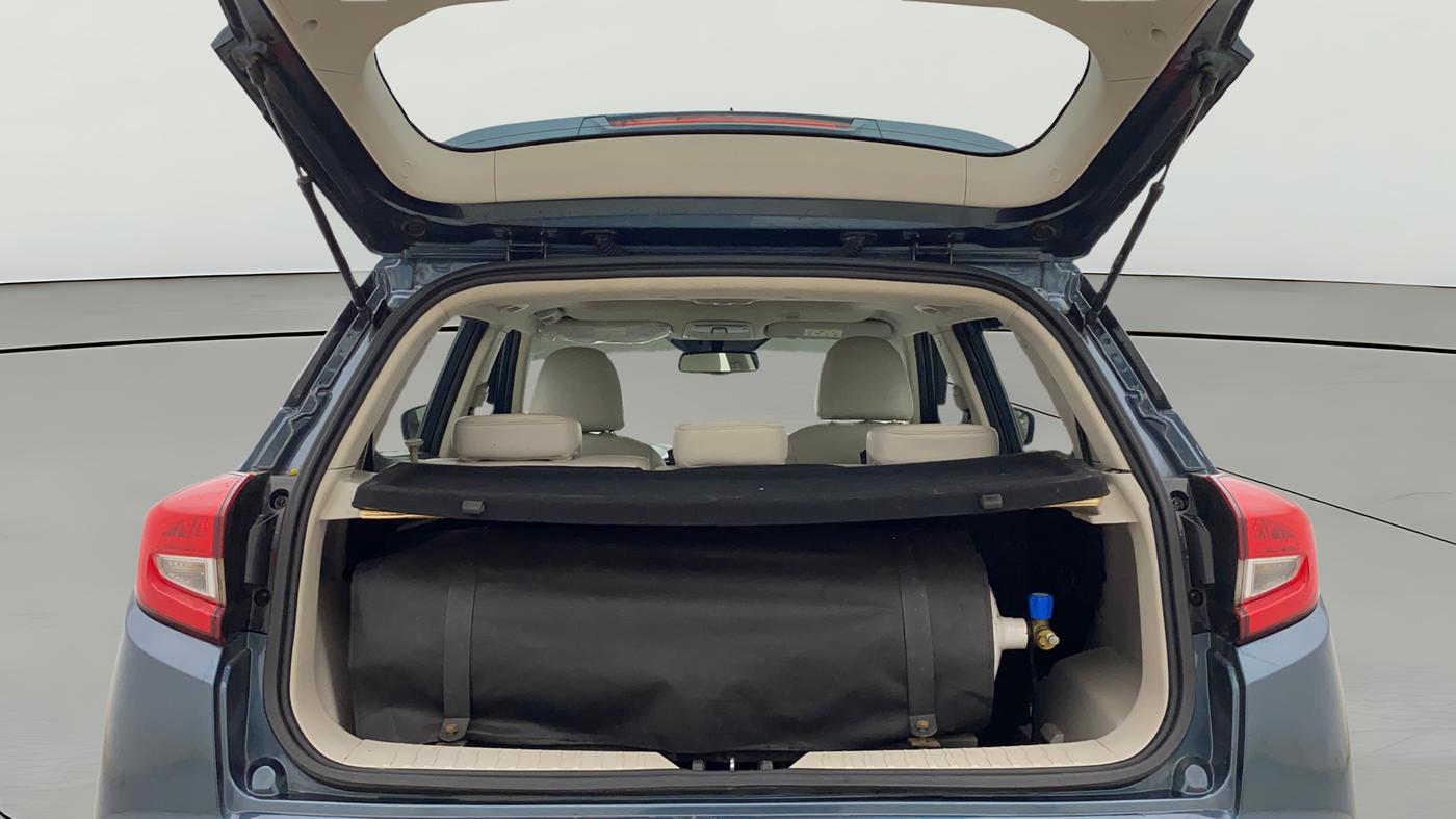 2021 Mahindra XUV300 W8 (O) 1.2 PETROL AMT, CNG, Automatic, 39,619 km, Boot Open Zoomed View