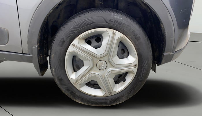 2022 Tata NEXON XZ PETROL, Petrol, Manual, 36,286 km, Right Front Wheel