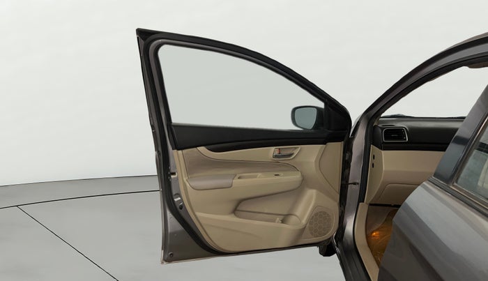 2016 Maruti Ciaz ZXI, Petrol, Manual, 85,653 km, LHS Front Door