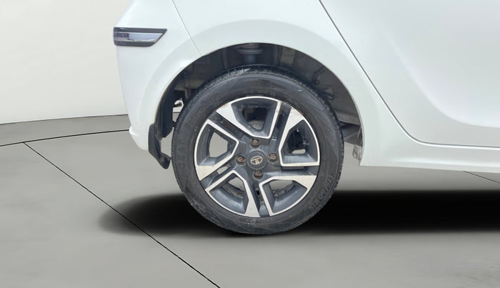 2022 Tata Tiago XZA PLUS PETROL, Petrol, Automatic, 74,079 km, Right Rear Wheel