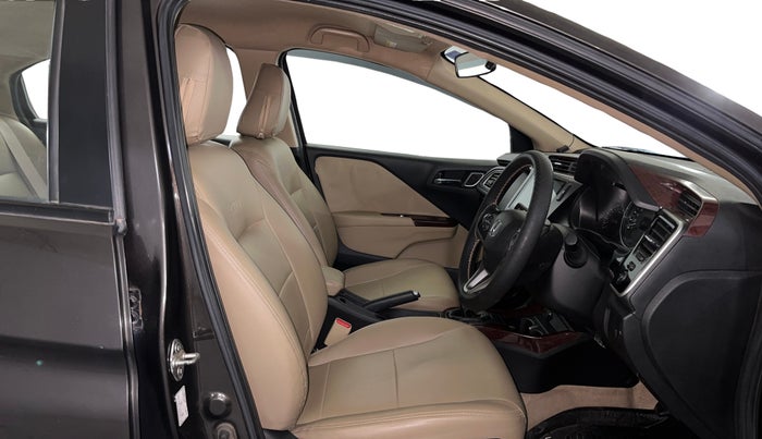 2018 Honda City 1.5L I-VTEC V MT, Petrol, Manual, 26,203 km, Right Side Front Door Cabin