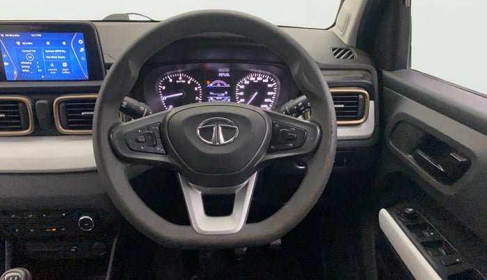 2023 Tata PUNCH ACCOMPLISHED MT, Petrol, Manual, 26,198 km, Steering Wheel Close Up