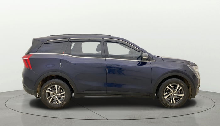 2022 Mahindra XUV700 AX 5 P MT 5 STR, Petrol, Manual, 72,134 km, Right Side View