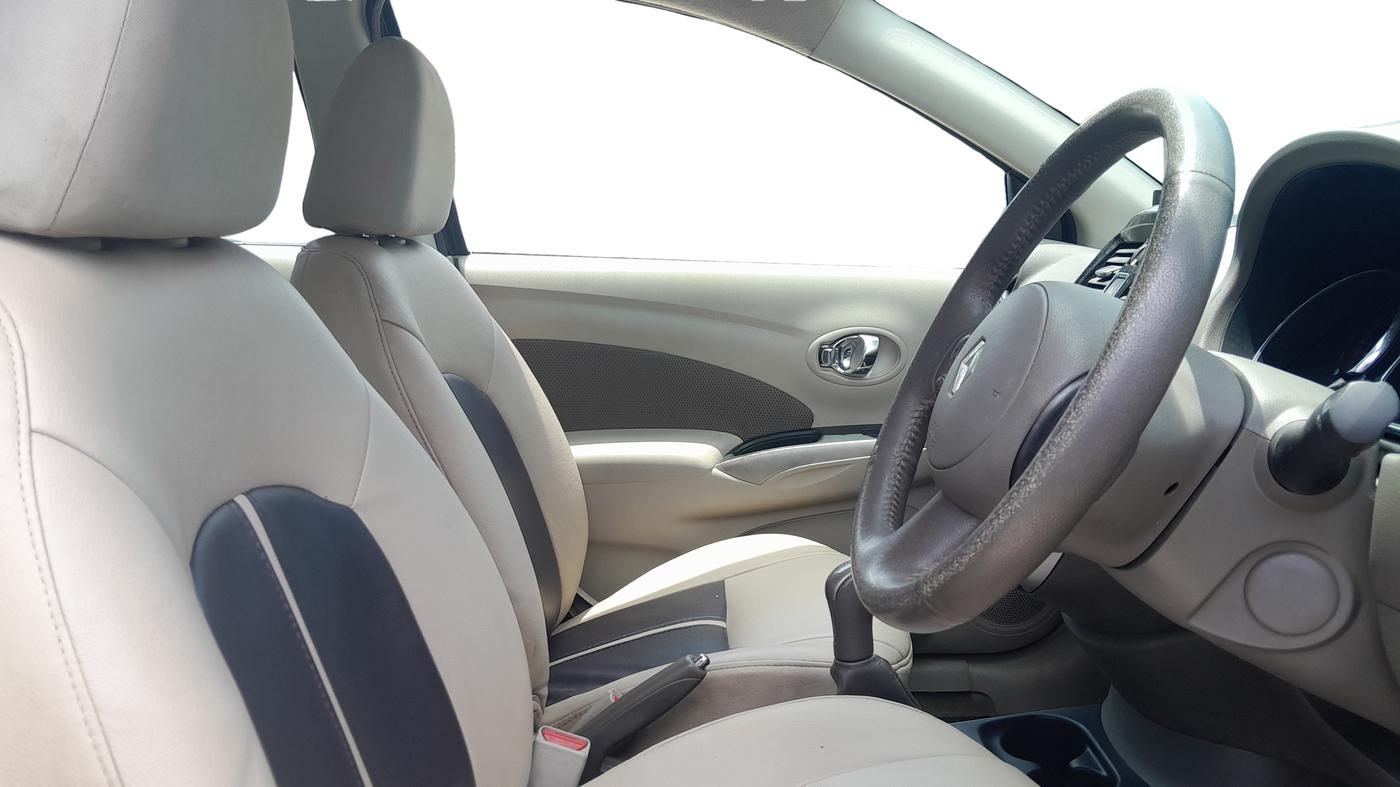 2015 Renault Scala RXZ DIESEL, Diesel, Manual, 59,730 km, Right Side Front Door Cabin