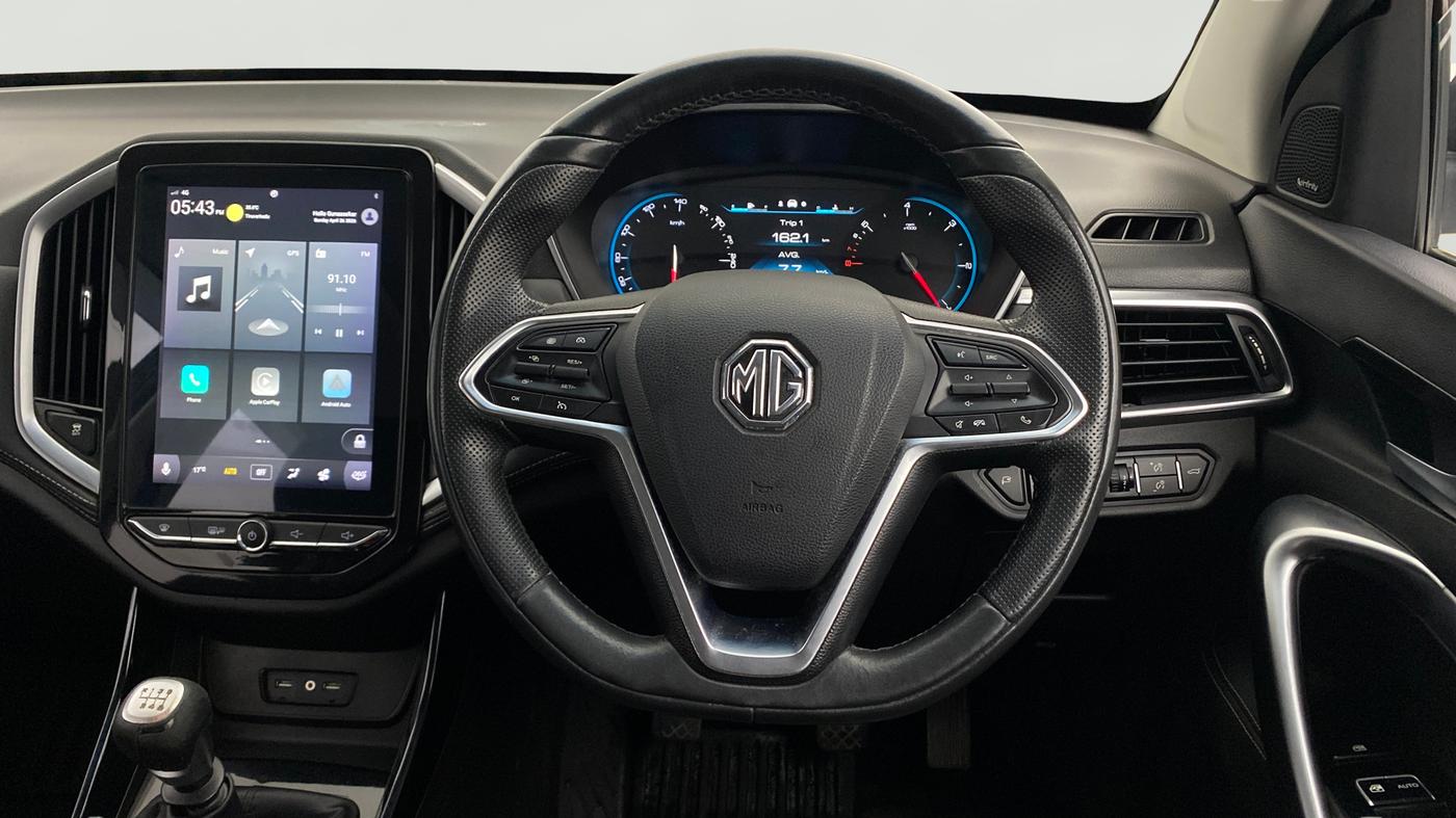 2019 MG HECTOR SHARP 2.0 DIESEL, Diesel, Manual, 1,22,590 km, Steering Wheel Close Up