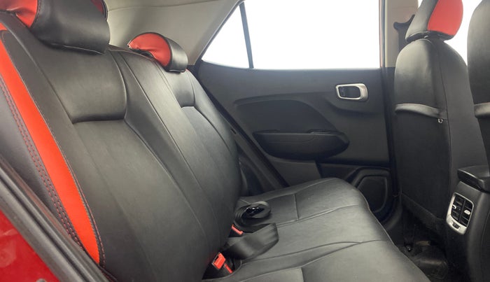 2021 Hyundai VENUE SX PLUS 1.0 TURBO DCT, Petrol, Automatic, 41,796 km, Right Side Rear Door Cabin