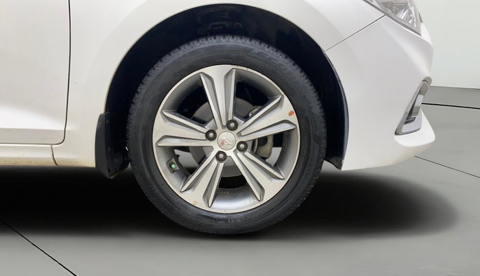 2019 Hyundai Verna 1.6 VTVT SX, Petrol, Manual, 39,066 km, Right Front Wheel