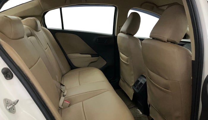 2015 Honda City 1.5L I-VTEC SV, Petrol, Manual, 53,121 km, Right Side Rear Door Cabin