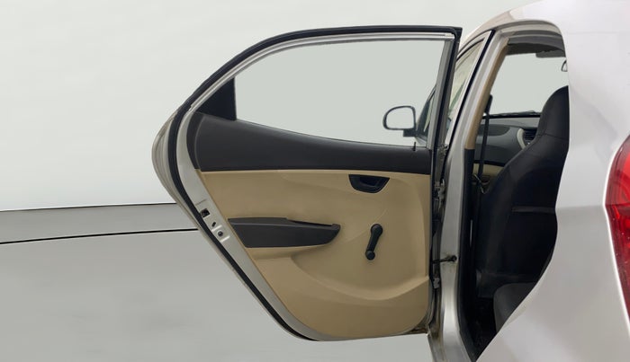 2015 Hyundai Eon MAGNA +, Petrol, Manual, 56,312 km, LHS Rear Door