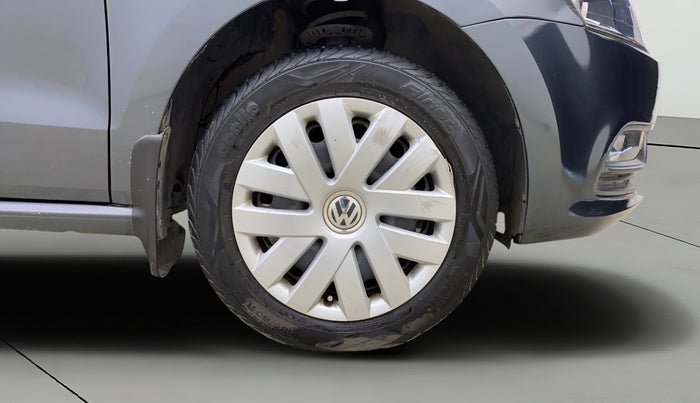 2018 Volkswagen Polo COMFORTLINE 1.0L MPI, Petrol, Manual, 35,576 km, Right Front Wheel