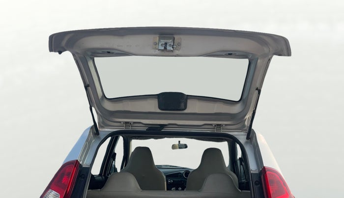 2019 Datsun Redi Go A, Petrol, Manual, 28,095 km, Boot Door Open