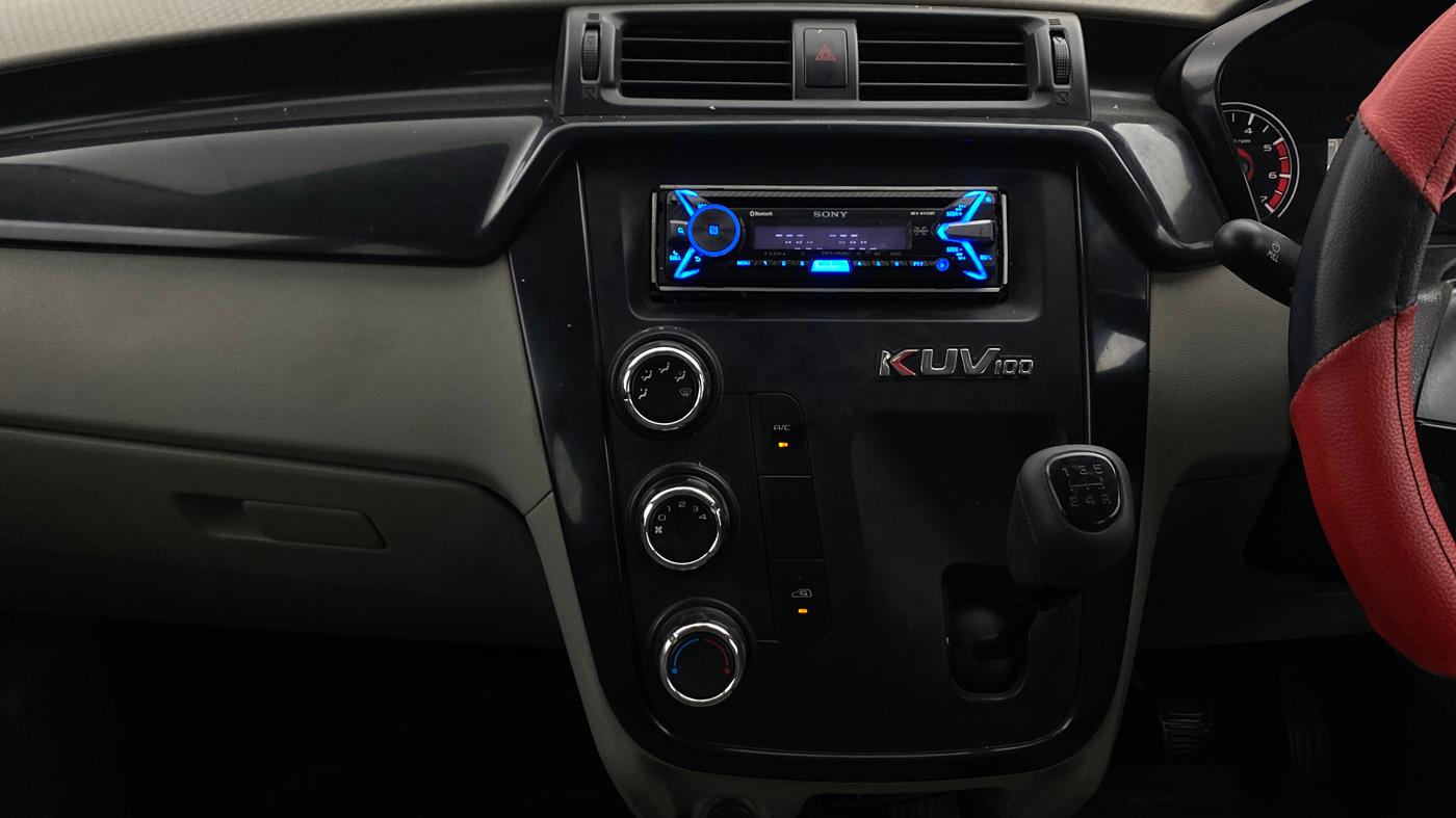 2016 Mahindra Kuv100 K4 6 STR, Petrol, Manual, 44,104 km, Air Conditioner