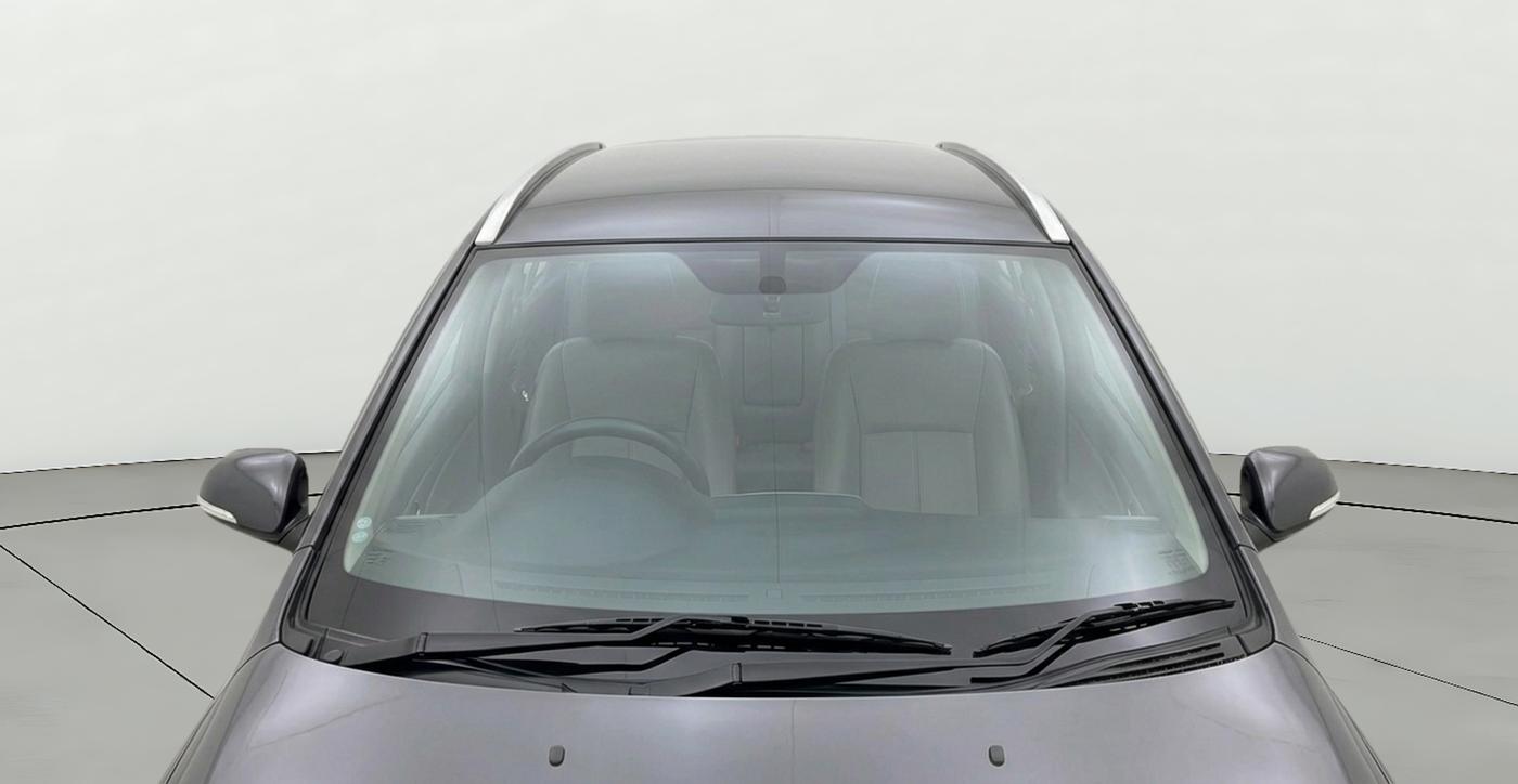 2023 KIA CARENS PRESTIGE 1.5 DIESEL IMT 7 STR, Diesel, Manual, 1,05,054 km, Front Windshield