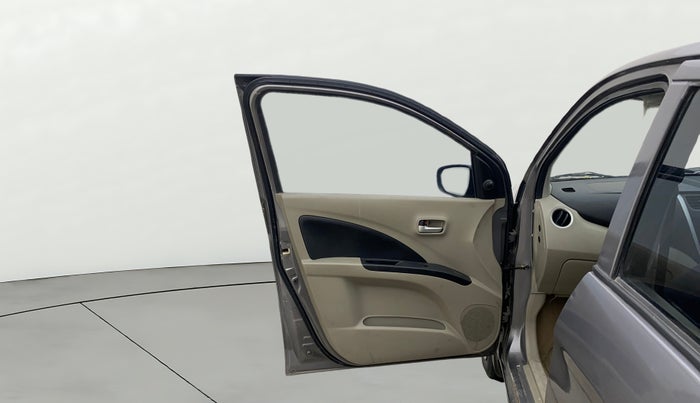 2016 Maruti Celerio VXI, Petrol, Manual, 1,16,995 km, LHS Front Door