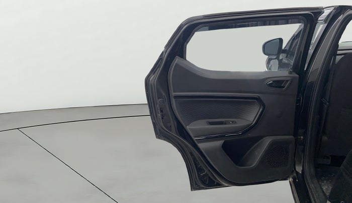 2023 Renault Kiger RXZ TURBO CVT, Petrol, Automatic, 30,767 km, LHS Rear Door