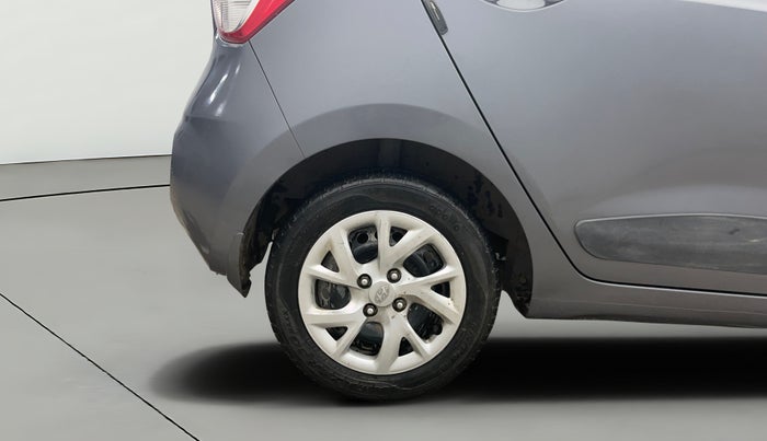 2017 Hyundai Grand i10 MAGNA 1.2 KAPPA VTVT, Petrol, Manual, 26,428 km, Right Rear Wheel