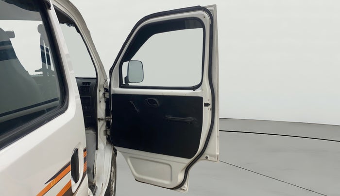 2020 Maruti Eeco 5 STR WITH A/C+HTR, Petrol, Manual, 30,185 km, RHS Front Door