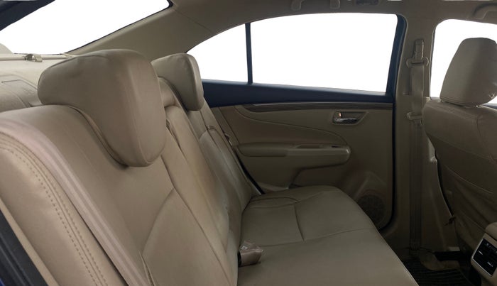 2021 Maruti Ciaz ZETA 1.5 SHVS MT PETROL, Petrol, Manual, 22,722 km, Right Side Rear Door Cabin