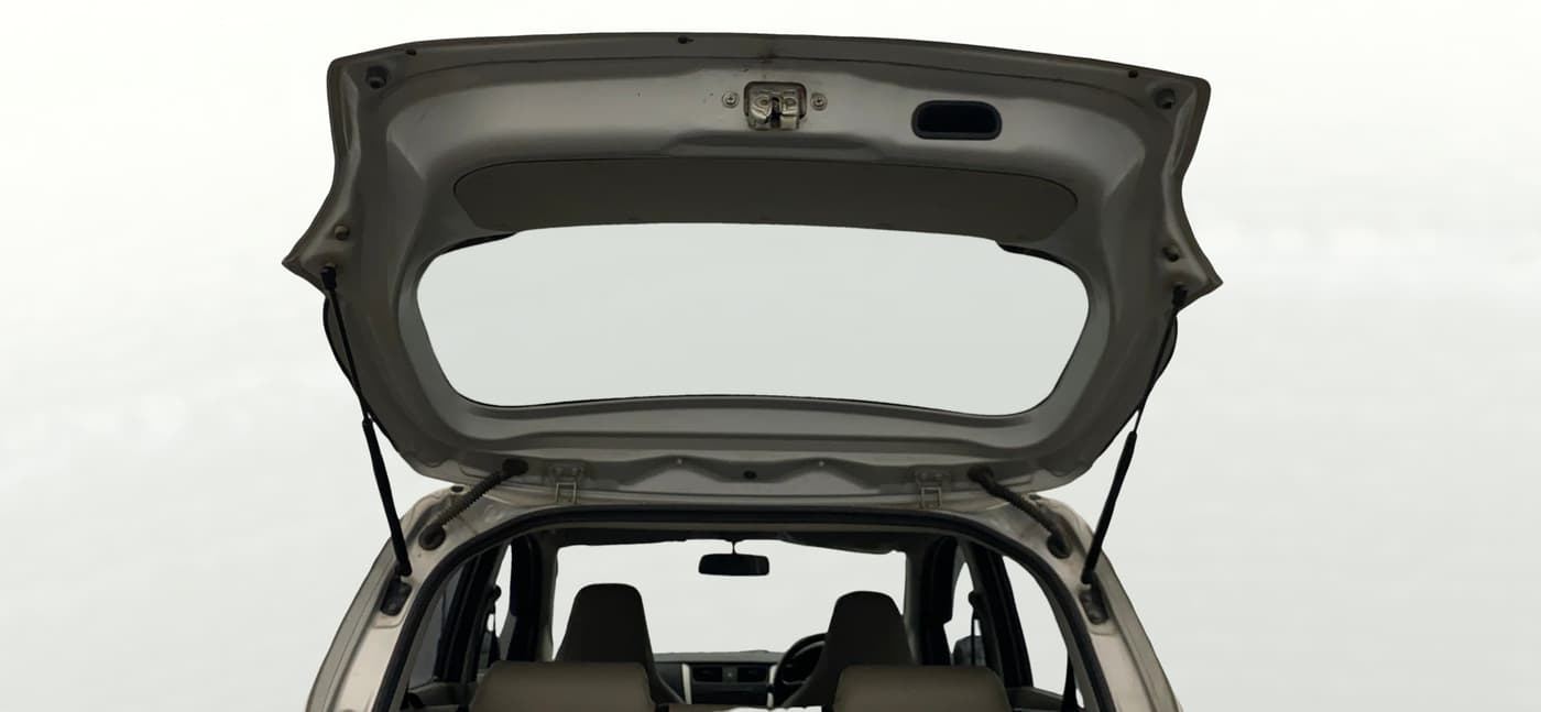 2016 Maruti Celerio ZXI, CNG, Manual, 71,491 km, Boot Door Open