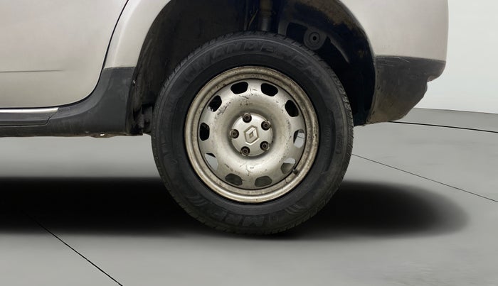 2015 Renault Duster 85 PS RXE DIESEL, Diesel, Manual, 86,870 km, Left Rear Wheel