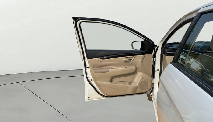 2017 Maruti Ciaz DELTA 1.4 MT PETROL, Petrol, Manual, 75,177 km, LHS Front Door