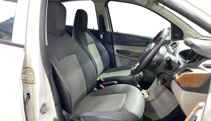2017 Tata Tiago XE PETROL, Petrol, Manual, 81,993 km, Right Side Front Door Cabin