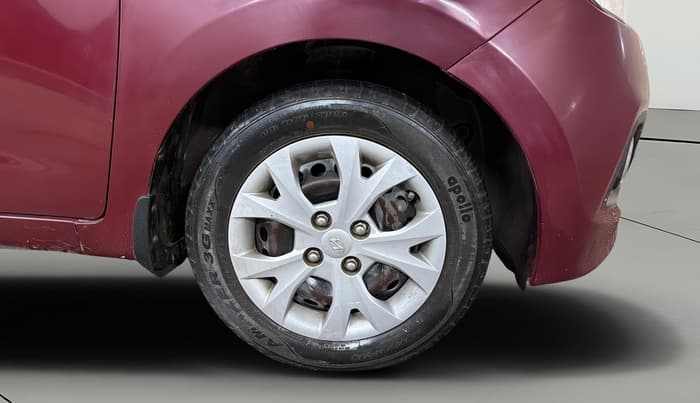 2016 Hyundai Grand i10 MAGNA AT 1.2 KAPPA VTVT, Petrol, Automatic, 32,398 km, Right Front Wheel