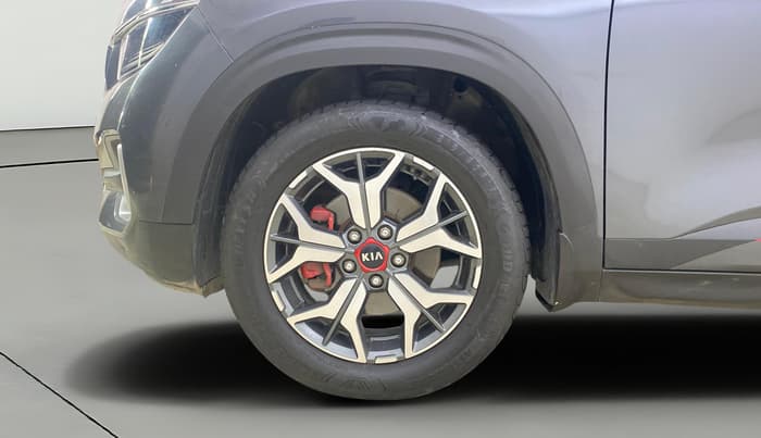 2020 KIA SELTOS GTX PLUS AT 1.5 DIESEL, Diesel, Automatic, 1,41,405 km, Left Front Wheel
