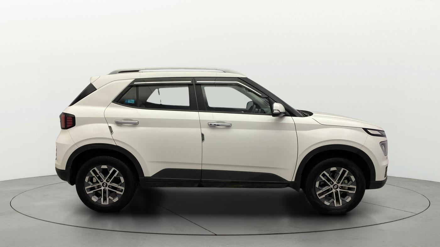 2023 Hyundai VENUE SX (O) MT 1.0 Turbo, Petrol, Manual, 12,162 km, Right Side View