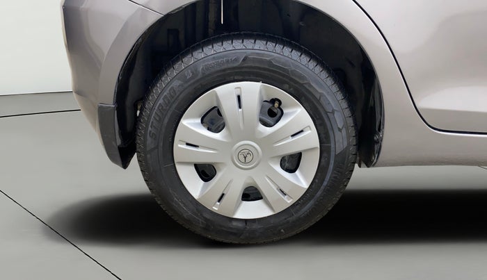 2012 Maruti Swift VXI, Petrol, Manual, 1,18,412 km, Right Rear Wheel