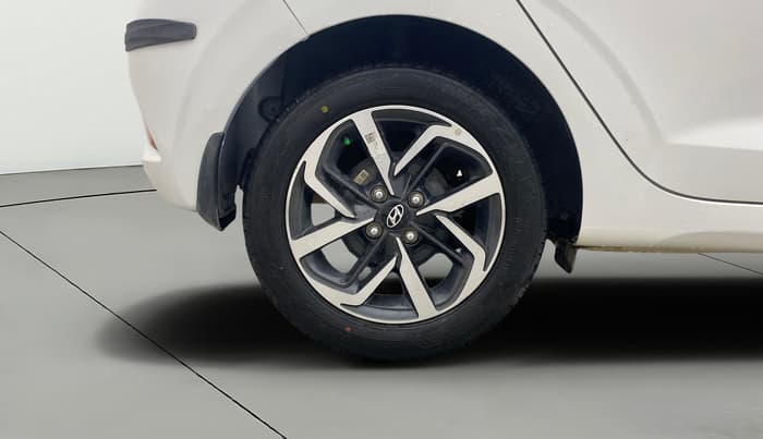 2022 Hyundai GRAND I10 NIOS ASTA AMT 1.2 KAPPA VTVT, Petrol, Automatic, 20,595 km, Right Rear Wheel