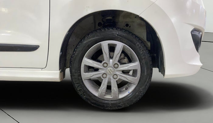 2016 Maruti Wagon R Stingray VXI, Petrol, Manual, 74,043 km, Right Front Wheel