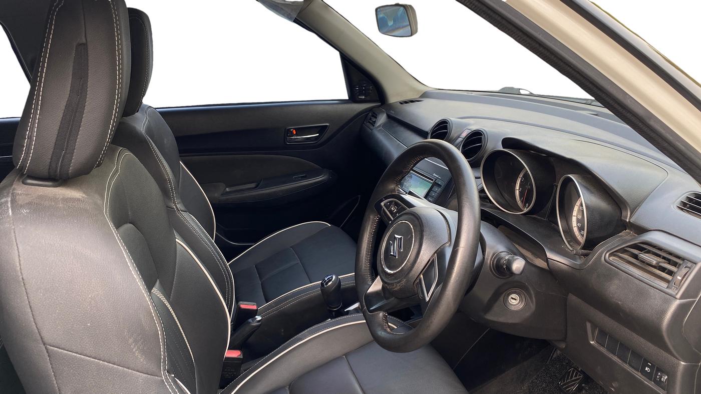 2020 Maruti Swift VXI, Petrol, Manual, 83,217 km, Right Side Front Door Cabin