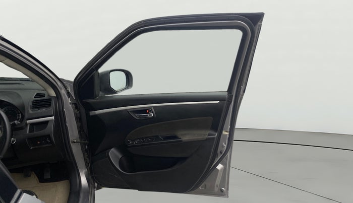 2014 Maruti Swift VXI, Petrol, Manual, 8,982 km, RHS Front Door