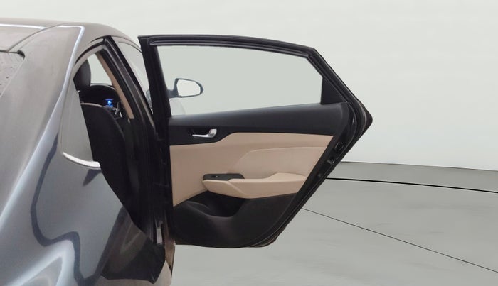 2019 Hyundai Verna 1.6 VTVT SX, Petrol, Manual, 41,403 km, RHS Rear Door