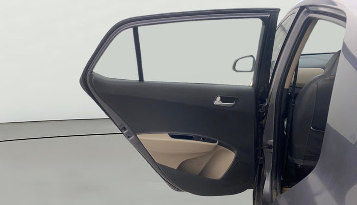 2017 Hyundai Grand i10 SPORTZ (O) AT 1.2 KAPPA VTVT, Petrol, Automatic, 77,325 km, LHS Rear Door