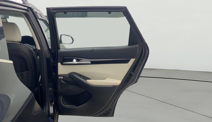 2019 KIA SELTOS GTX PLUS AT 1.5 DIESEL, Diesel, Automatic, 84,476 km, RHS Rear Door