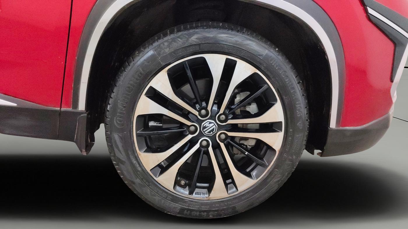 2021 MG HECTOR SHARP 1.5 PETROL CVT, Petrol, Automatic, 55,715 km, Right Front Wheel