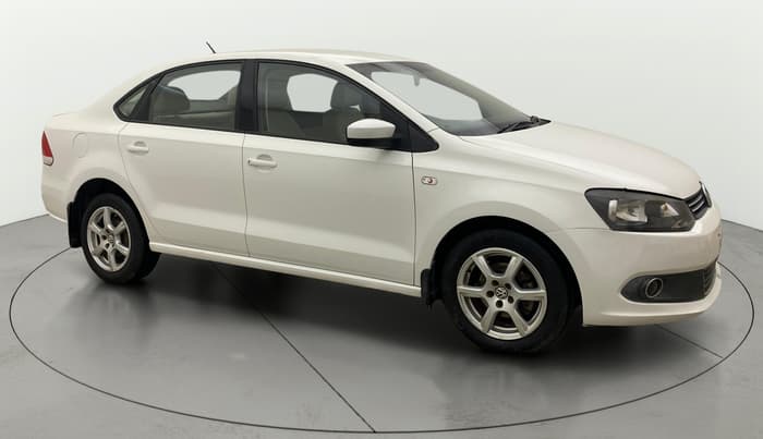 2013 Volkswagen Vento HIGHLINE PETROL AT, Petrol, Automatic, 64,381 km, Right Front Diagonal