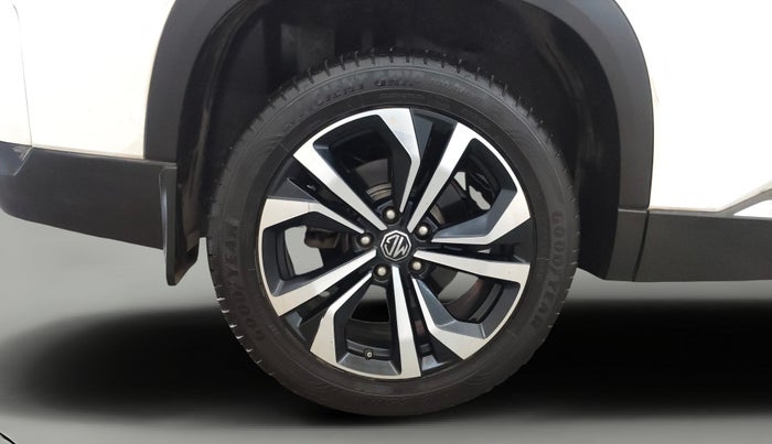 2023 MG HECTOR PLUS SHARP PRO 1.5 PETROL TURBO CVT 7 STR, Petrol, Automatic, 22,912 km, Right Rear Wheel