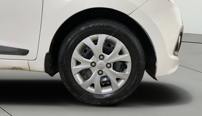 2015 Hyundai Grand i10 SPORTZ 1.2 KAPPA VTVT, Petrol, Manual, 48,027 km, Right Front Wheel