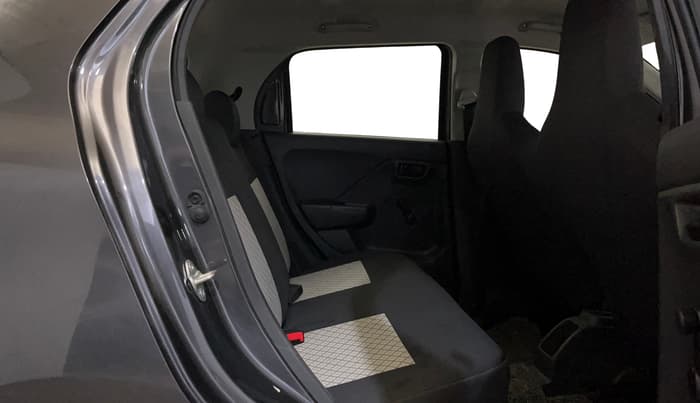 2025 Maruti Alto K10  LXi CNG, CNG, Manual, 18,282 km, Right Side Rear Door Cabin