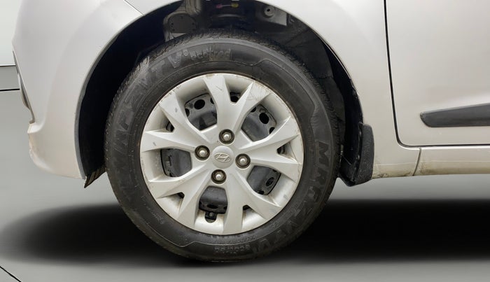 2016 Hyundai Grand i10 MAGNA 1.2 KAPPA VTVT, Petrol, Manual, 28,023 km, Left Front Wheel