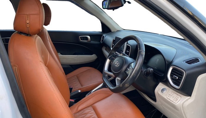 2024 Hyundai VENUE SX (O) 1.0 TURBO DCT, Petrol, Automatic, 80,263 km, Right Side Front Door Cabin