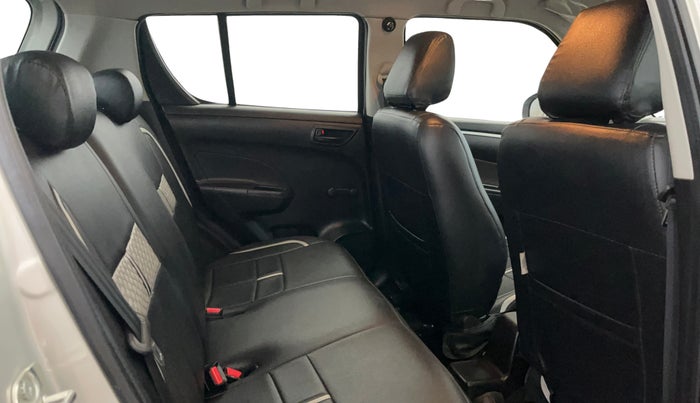 2014 Maruti Swift LXI (O), Petrol, Manual, 67,208 km, Right Side Rear Door Cabin