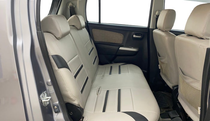 2015 Maruti Wagon R 1.0 VXI, Petrol, Manual, 73,630 km, Right Side Rear Door Cabin