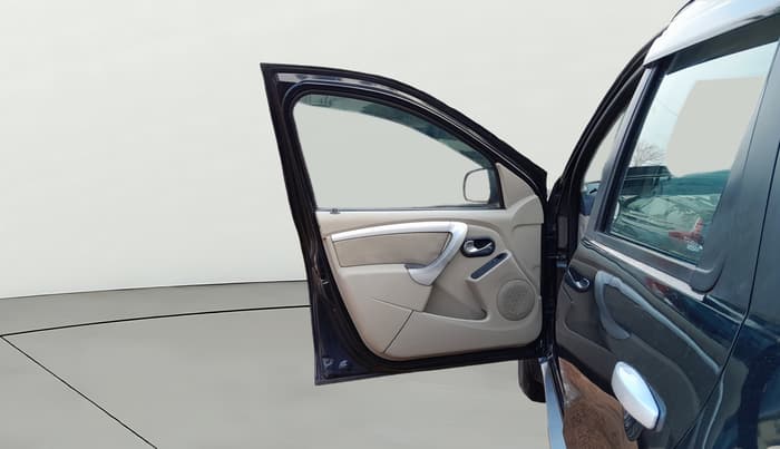 2014 Nissan Terrano XL D PLUS, Diesel, Manual, 64,819 km, LHS Front Door
