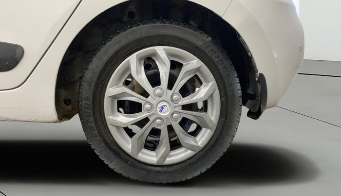 2017 Hyundai Grand i10 SPORTZ 1.2 KAPPA VTVT, CNG, Manual, 98,385 km, Left Rear Wheel